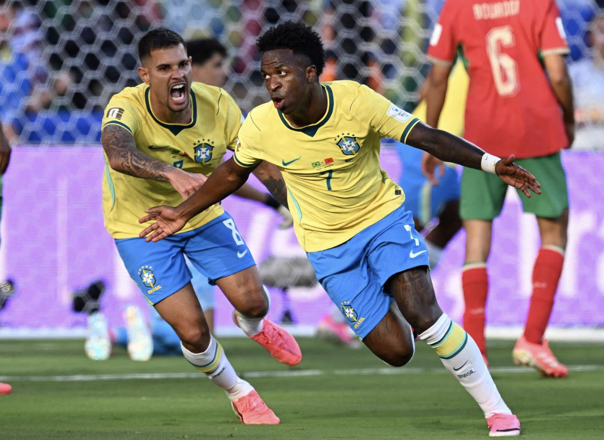 萨卡：英超夺冠助英格兰征战世界杯'></a></li><li class='hiSlider-item td-dynamic-news-card'><a href=
