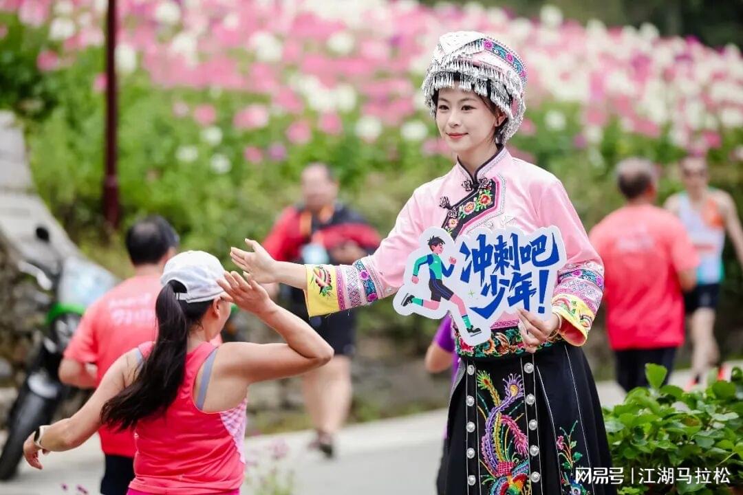 广东男篮官方：公开遴选总经理、全球篮球生态总监、首席球探'></a></li><li class='hiSlider-item td-dynamic-news-card'><a href=